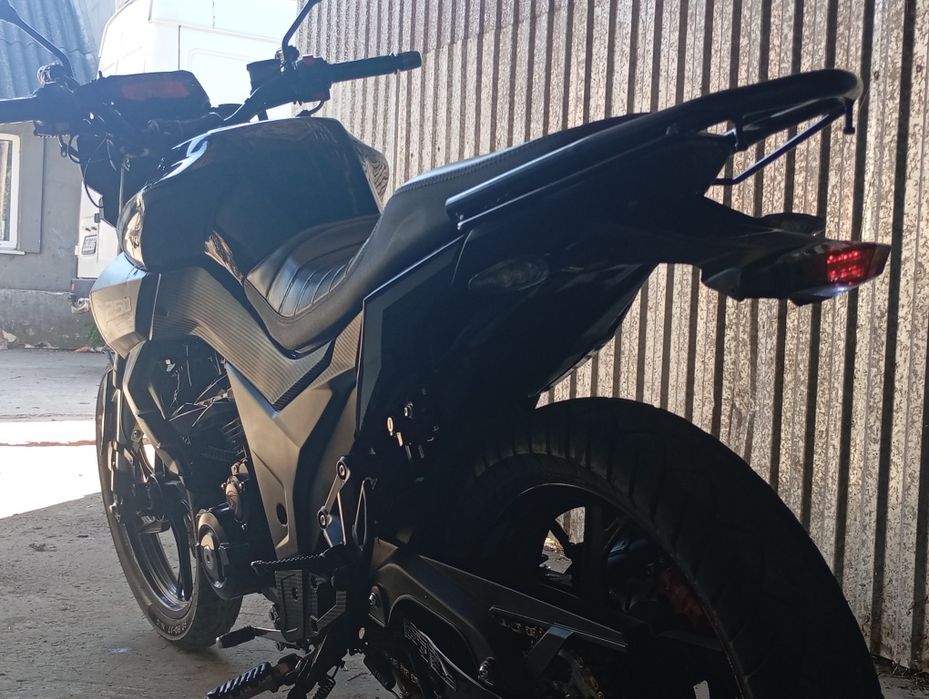 Spark sp250 r-33 обмін на крос