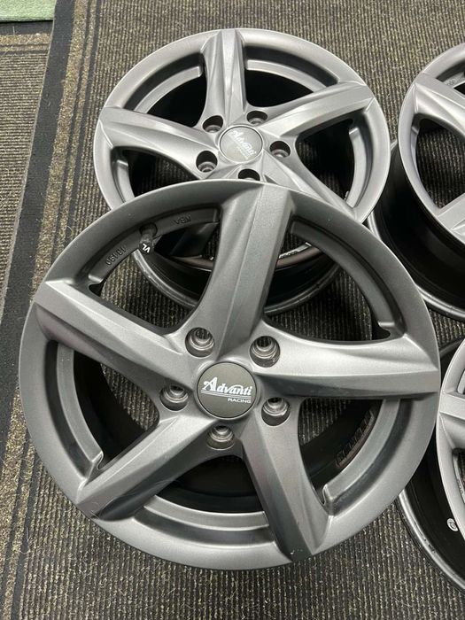 Титани 6,5Jx15H, ET42., 5 x112, Литі диски.