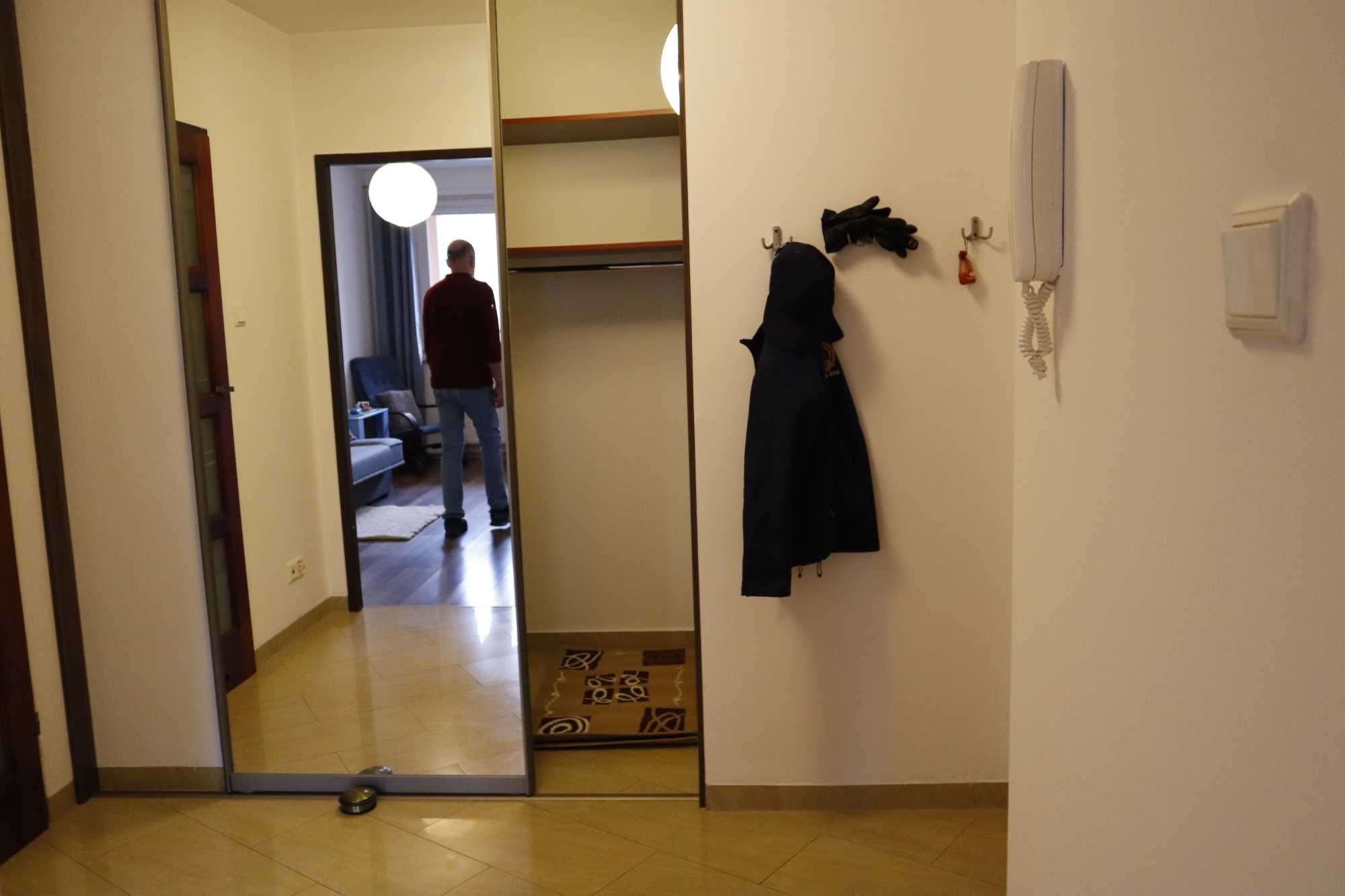 2 pokoje z balkonem, dobra komunikacja
