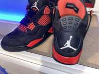 Air jordan 4 Retro  Red thunder