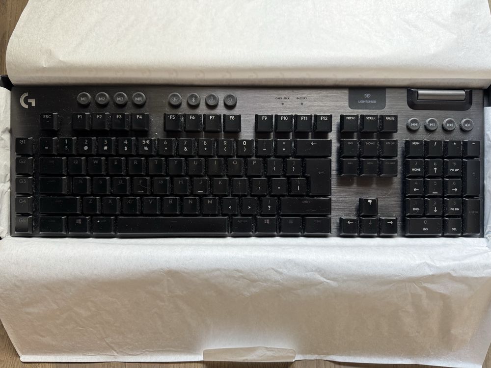 Klawiatura logitech G915 Lightspeed