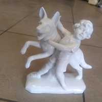 UROCZA - Figurka porcelanowa/ 
Zachęcam do zakupu
