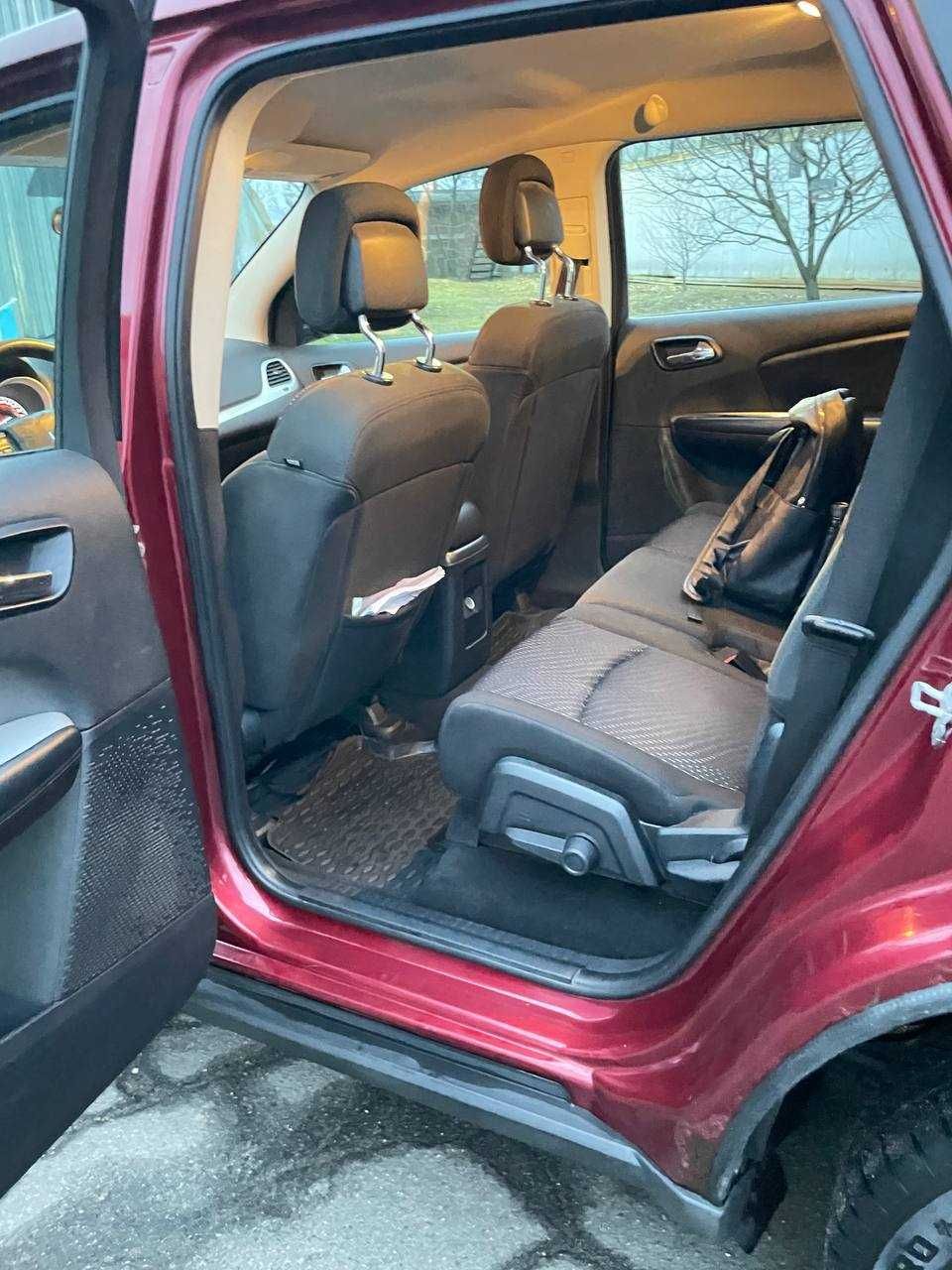 Продам Dodge Journey 2011