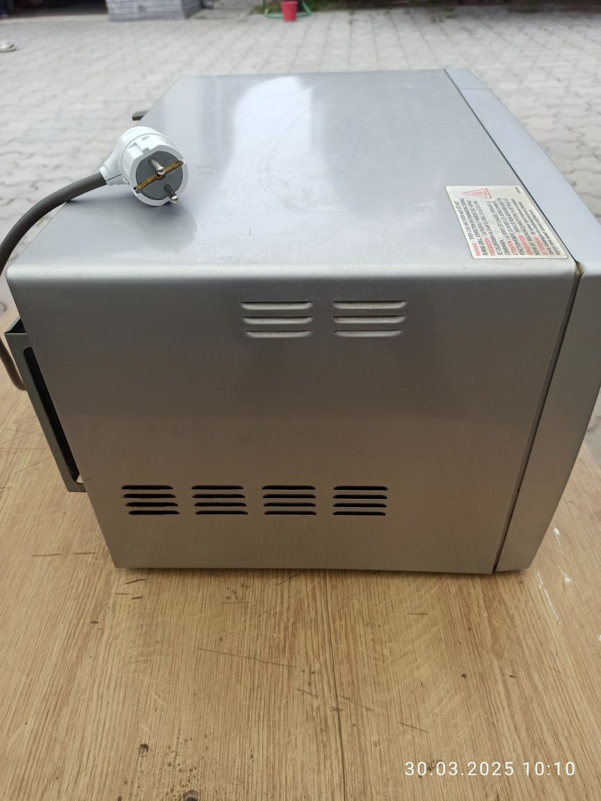 Мікрохвильова піч Samsung CE283GNR.