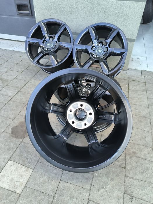 Диски оригінал Audi r17 5x112