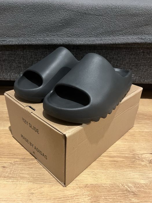 Yeezy Slide klapki