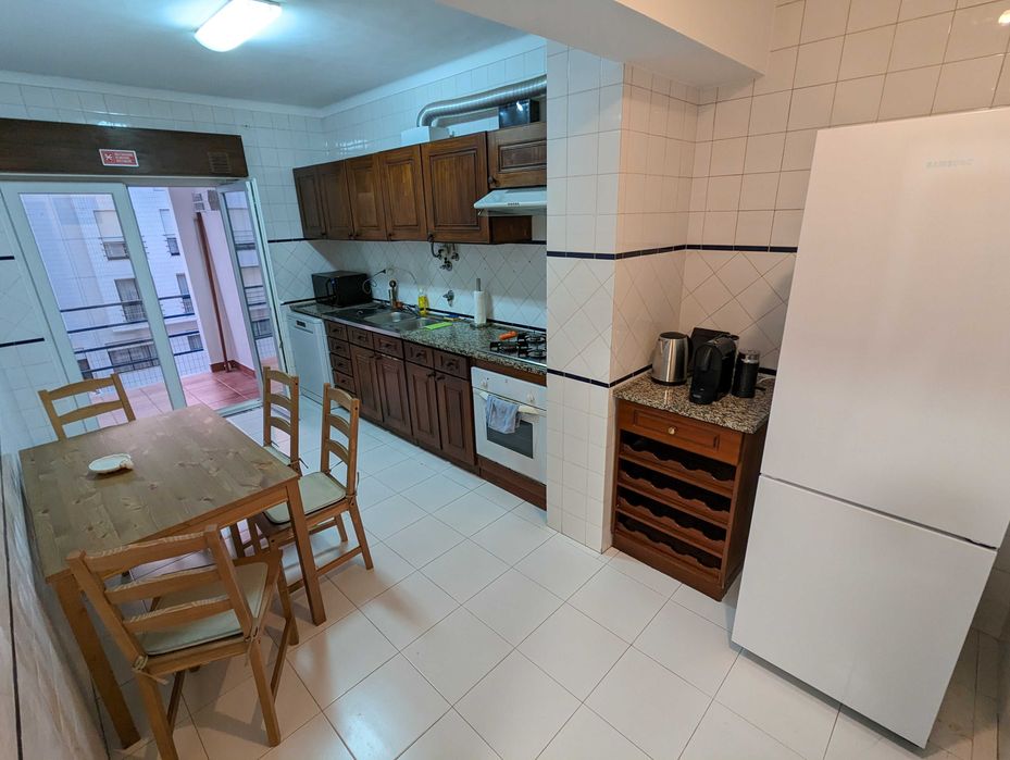 Conjunto mesa e cadeiras IKEA HÄGERNÄS