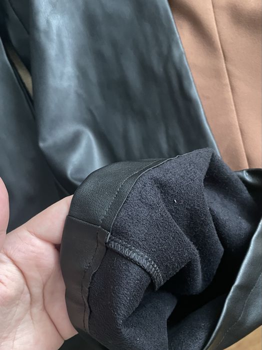 Чорні шкіряні  штани