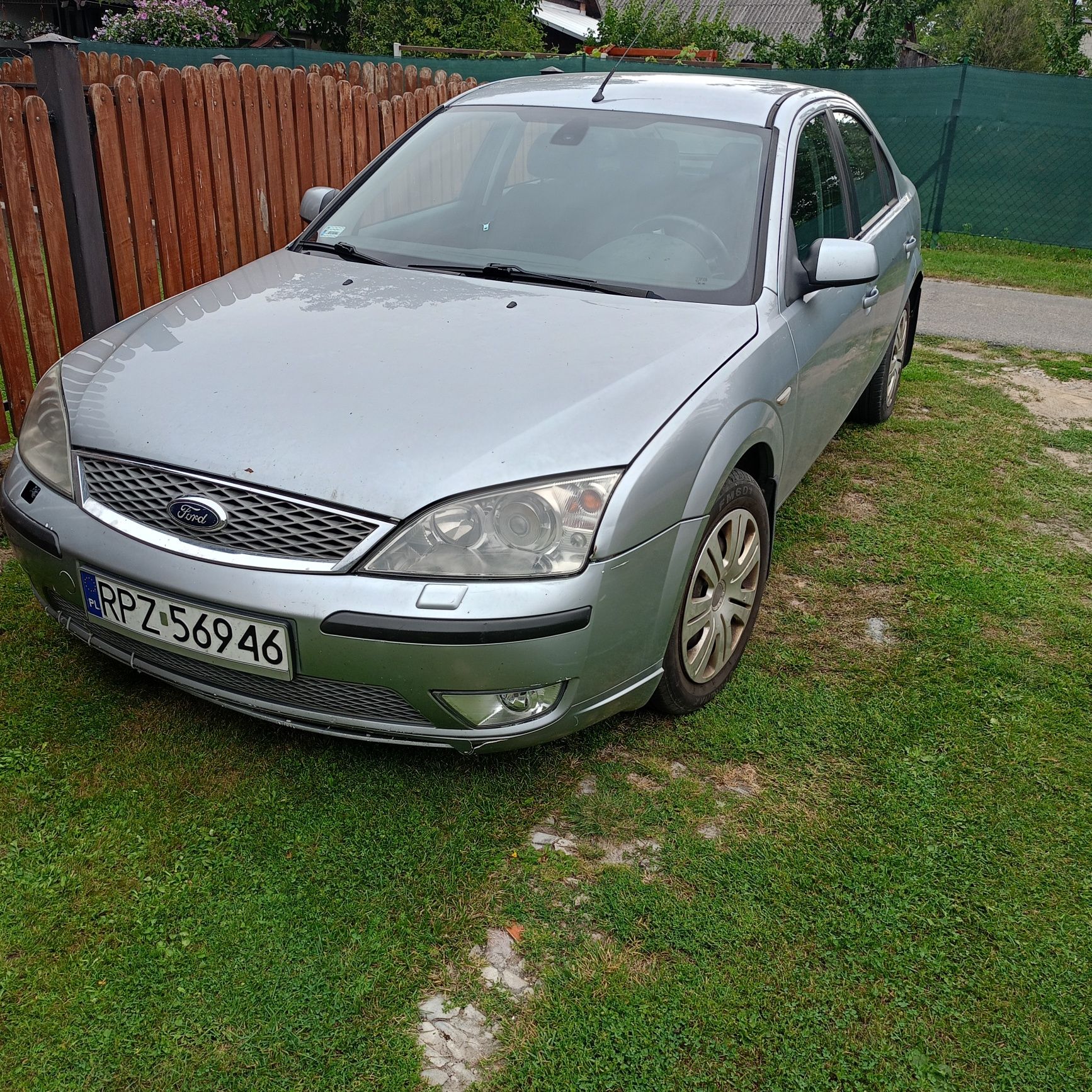 Ford Mondeo MK3 sedan 2.0 TDCI 2006r