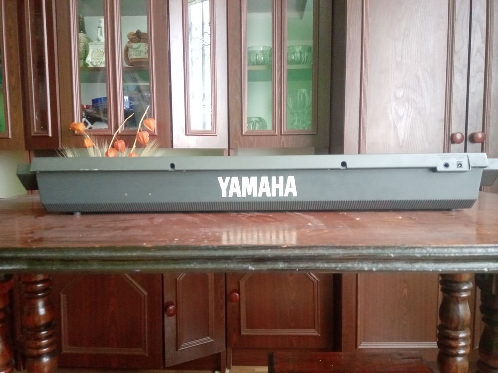 Синтезатор Yamaha PSR•3