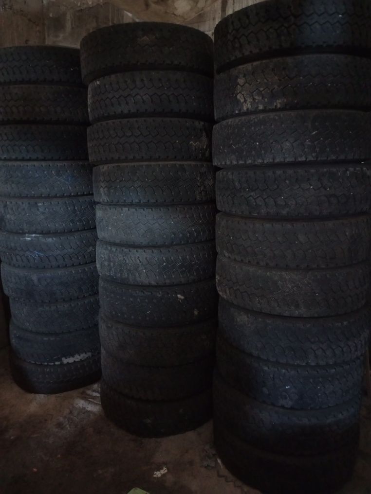 Triangle 235/75R17.5