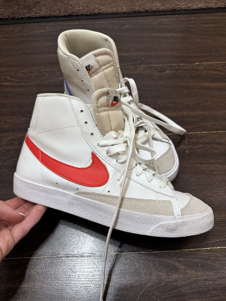 Nike высокие кроссовки