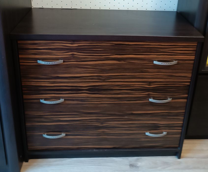 комод, пенал, тумбочка