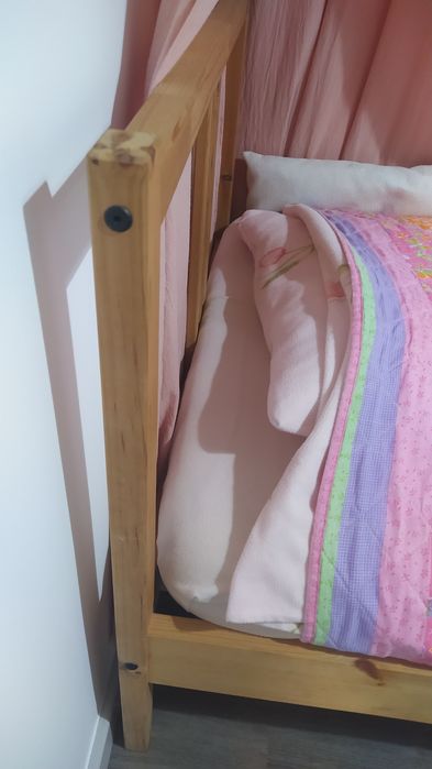 Cama solteiro Pinho 90x200