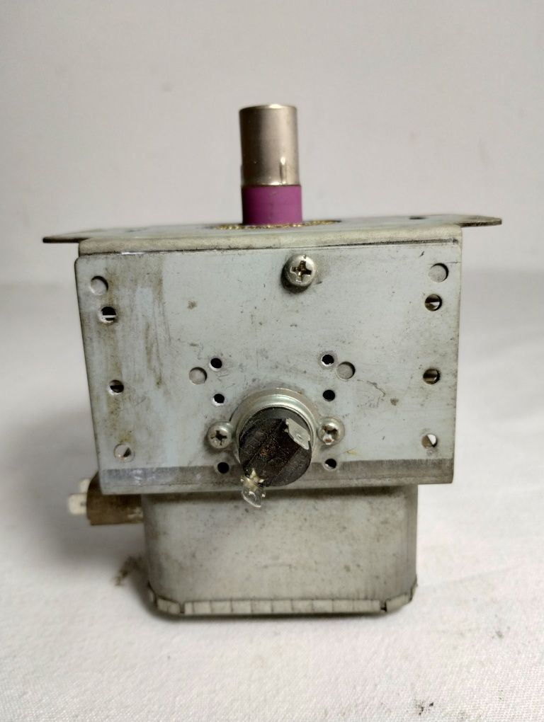 Magnetron Daewoo 2M218