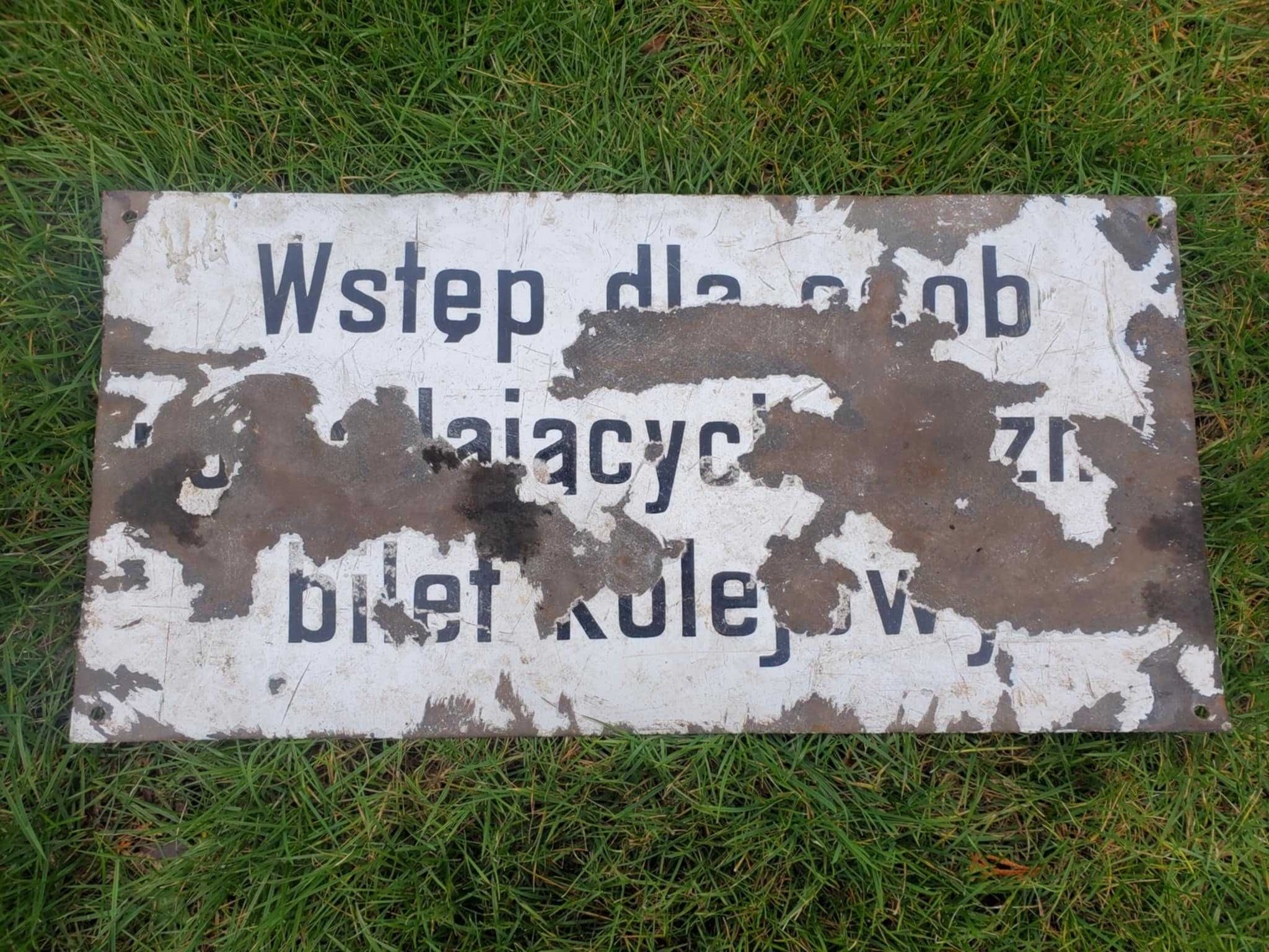 Tablica emaliowana z poczekalni dworca PKP zabytek