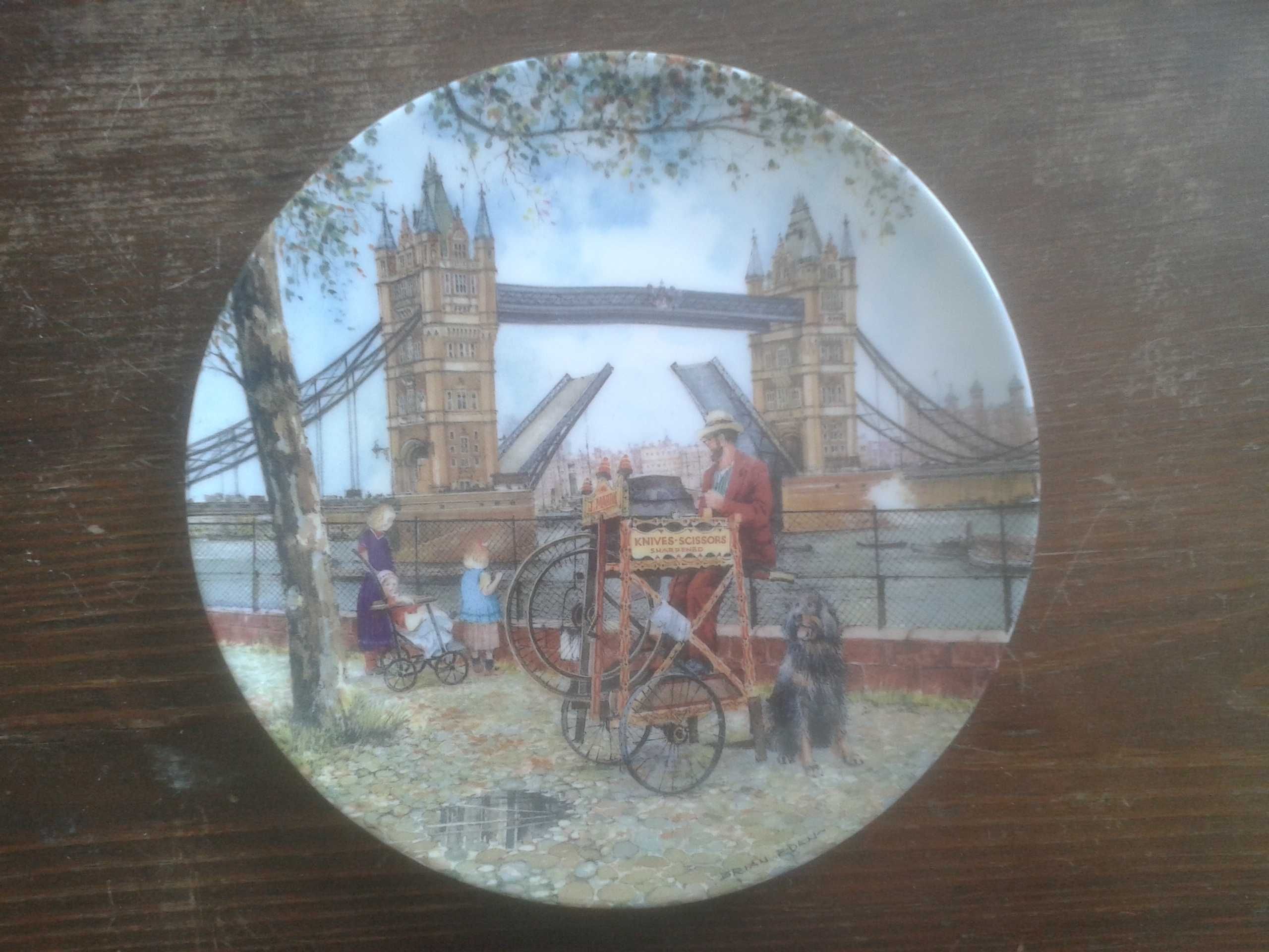 Talerze z porcelany Davenport Pottery By Brian Eden Made in England