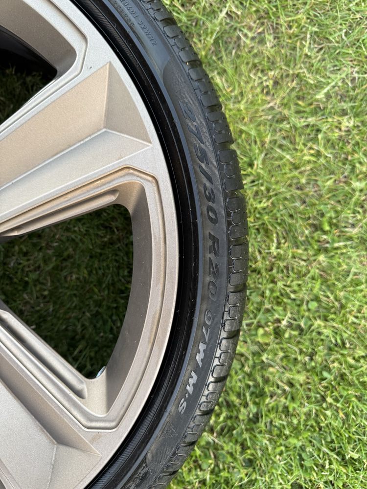 Koło Felga Audi A4 A5 RS4 RS5 8W B9 20” 9Jx20” ET22 8W060102F