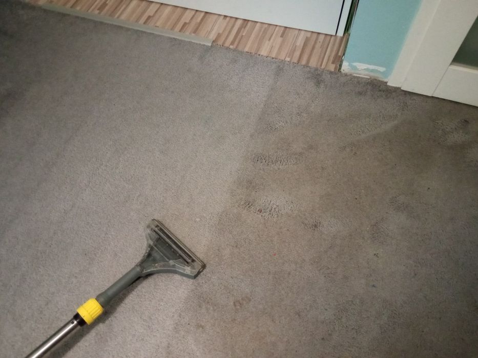 Pranie dywanów tapicerki meblowej czyszczenie usuwanie plam odkurzacz