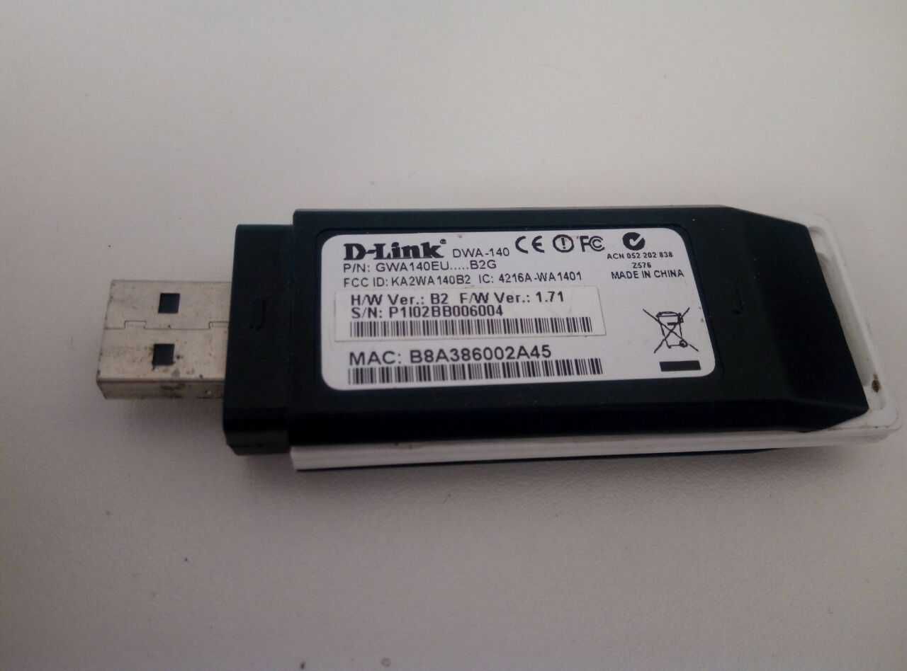 Wi-Fi адаптер 300 Мб USB  D-Link DWA-140