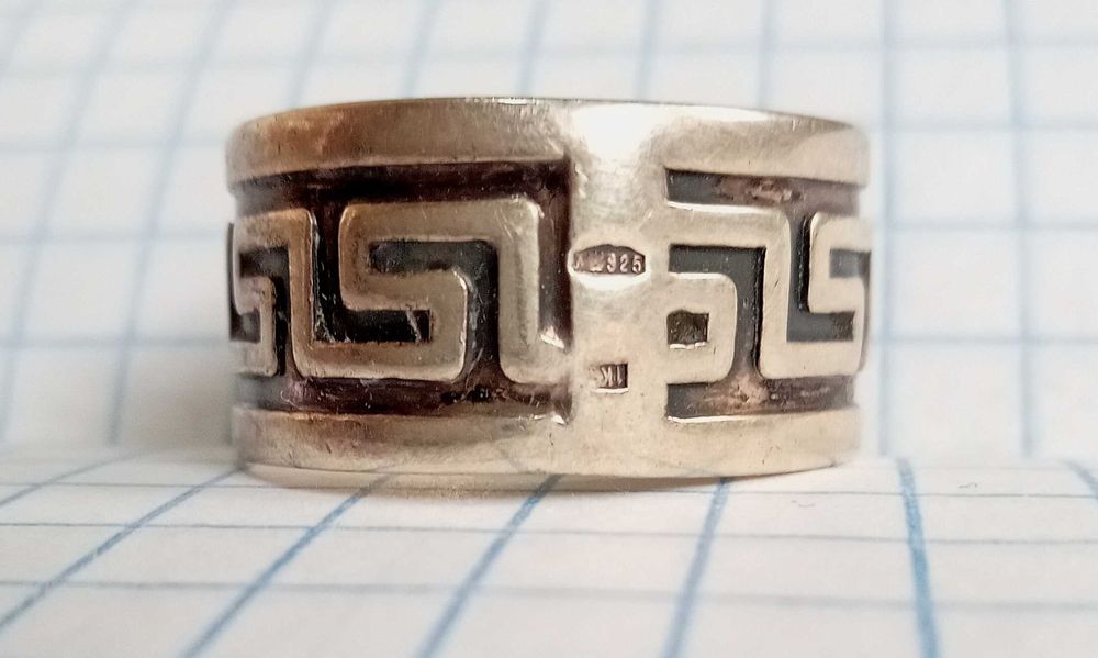 Перстень кольцо Срібло 925 проба. Розмір 17,5. Вінтаж