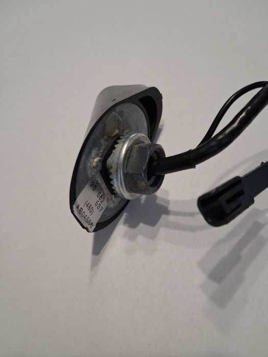 Wspornik antena opel astra g