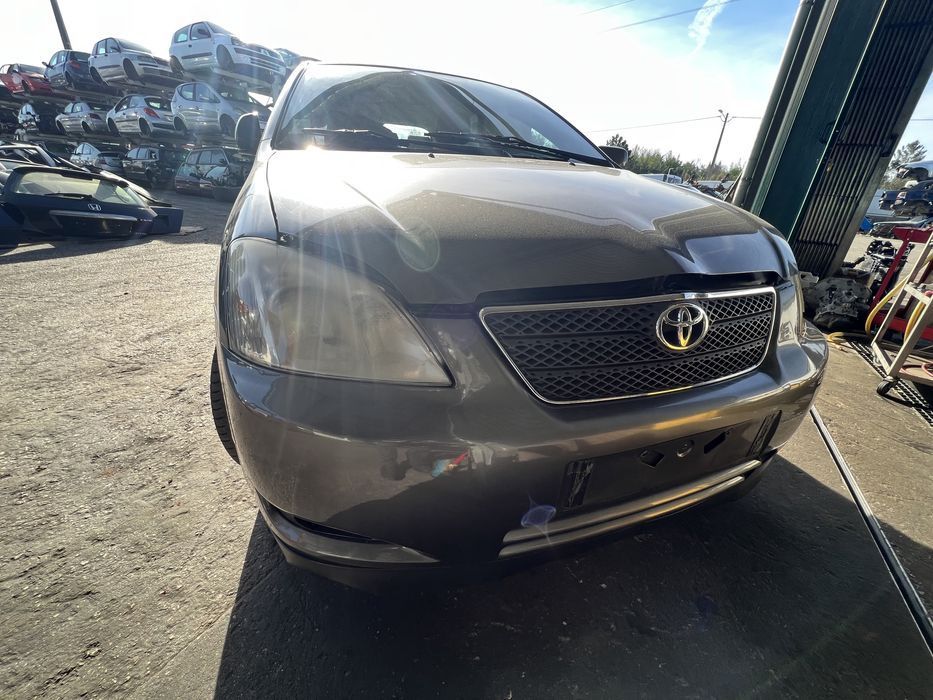 Toyota Corolla E12 1.4 vvti (peças)