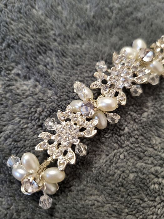 Ślubna ozdoba do włosów