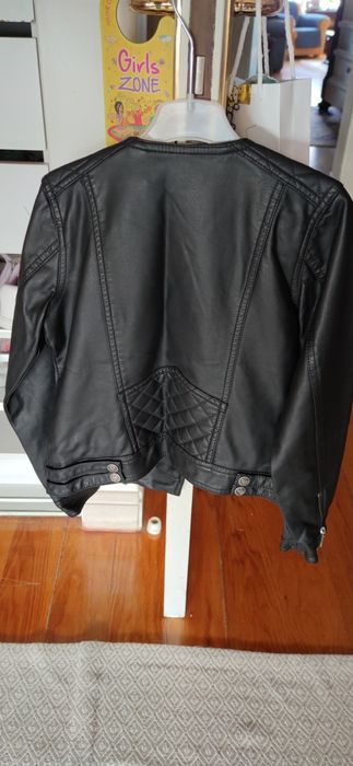 Casaco tipo cabedal menina tamanho 8