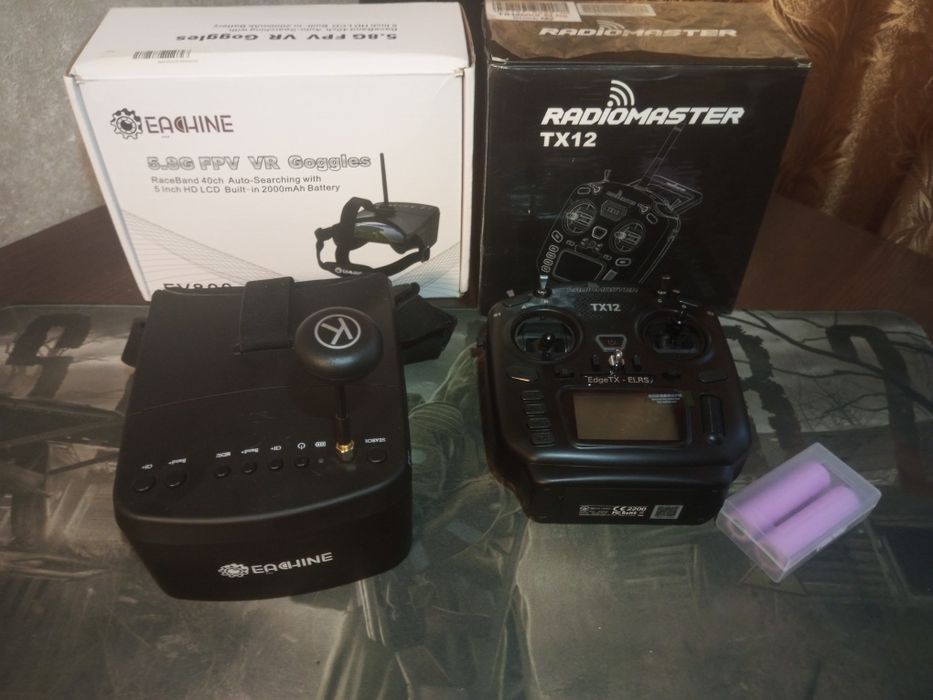Комплект пульт Radiomaster tx12, очки Eachine fpv