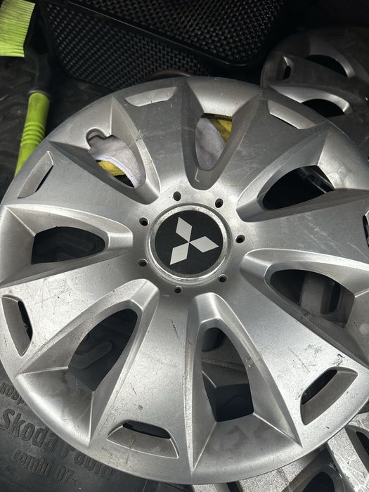 Колпаки  Mitsubishi Лансер 9
