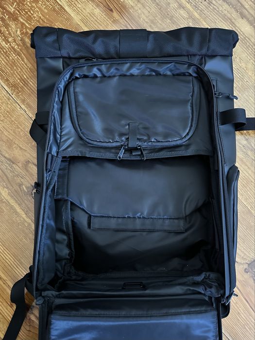 Mochila Wandrd PRVKE com acessórios