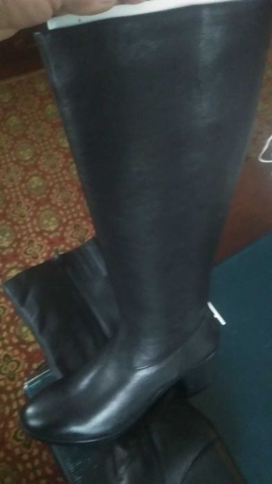 Продам сапоги демисезонные р.39 фирмы Браска