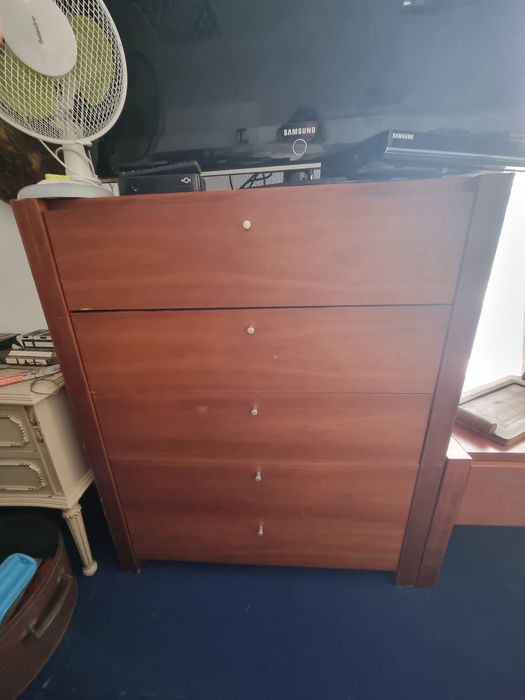 Comoda e 2 mesas de cabeceira