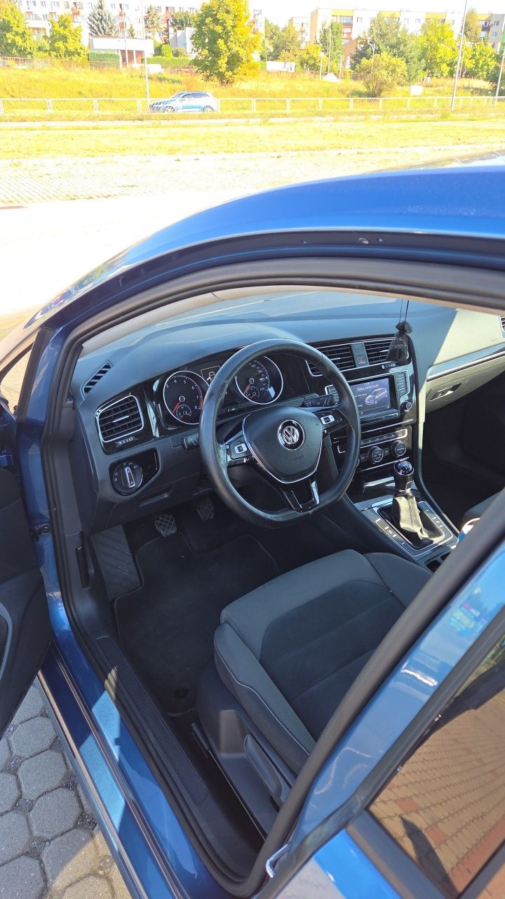 Volkswagen Golf VII Highline 1.4 TSI (2014) bogate wyposazenie doinwes