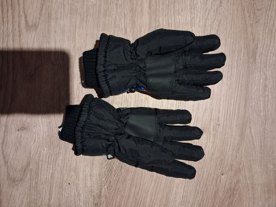 Rękawiczki "Batman" i inne gratis