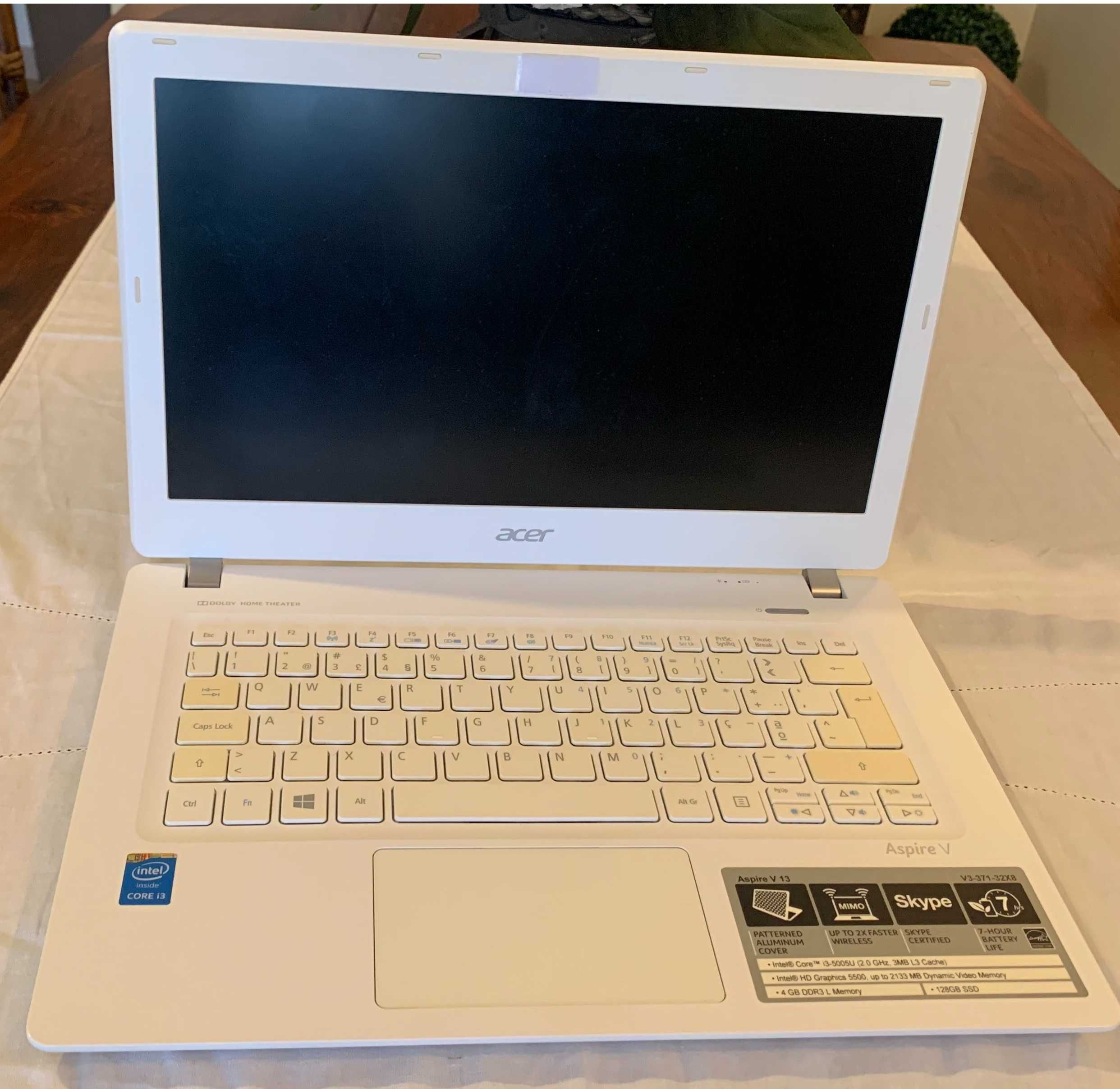 Portátil Acer Aspire V13 como novo