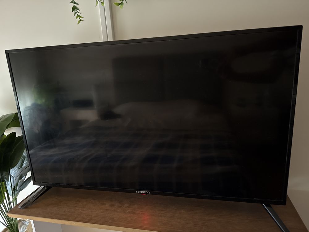 TV Infiniton 41”