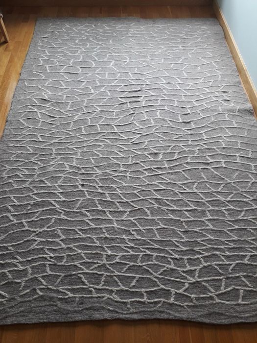 Tapete cinza 100% lã