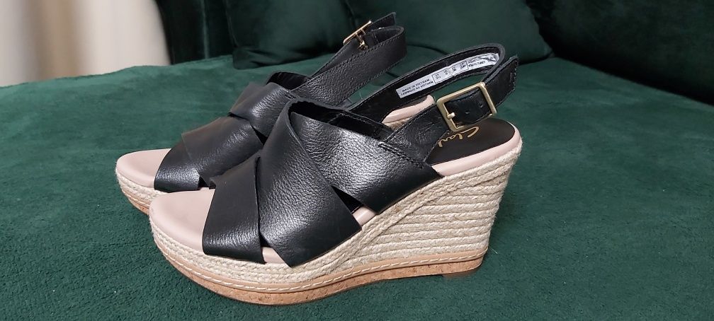 Sandały espadryle koturny Clarks r36