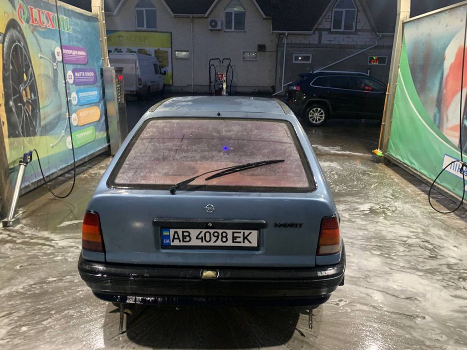 Опель кадет 1.4 газ/бенз