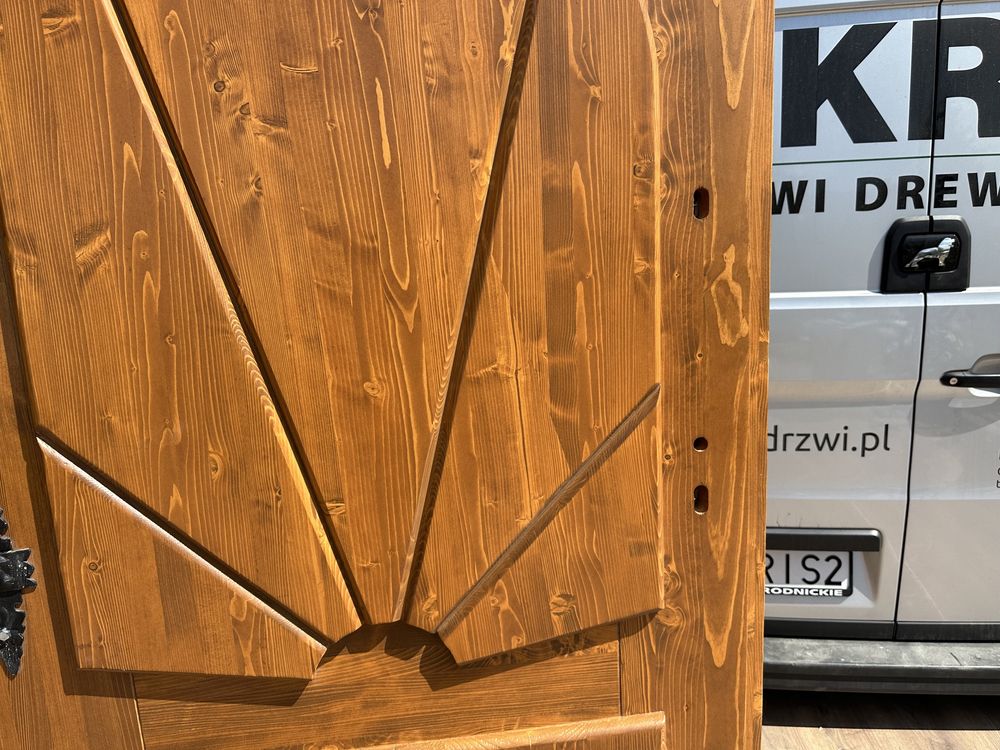 Drzwi zewnętrzne drewniane lite Góralskie Na Każdy wymiar