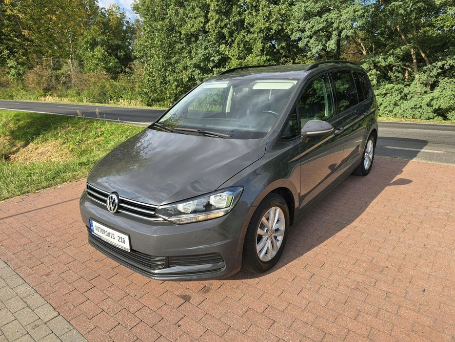Volkswagen Touran Volkswagen Touran III 1,6 tdi bardzo niski przebieg 101 tys km !