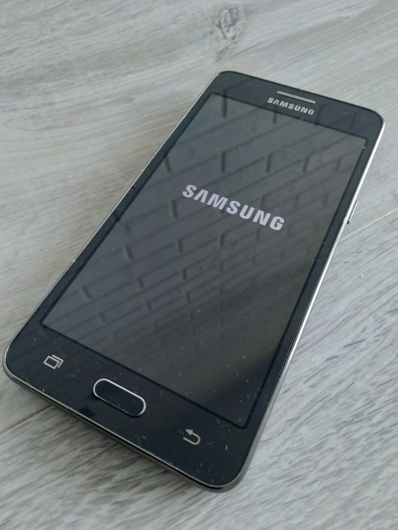 Смартфон Samsung galaxy grand prime