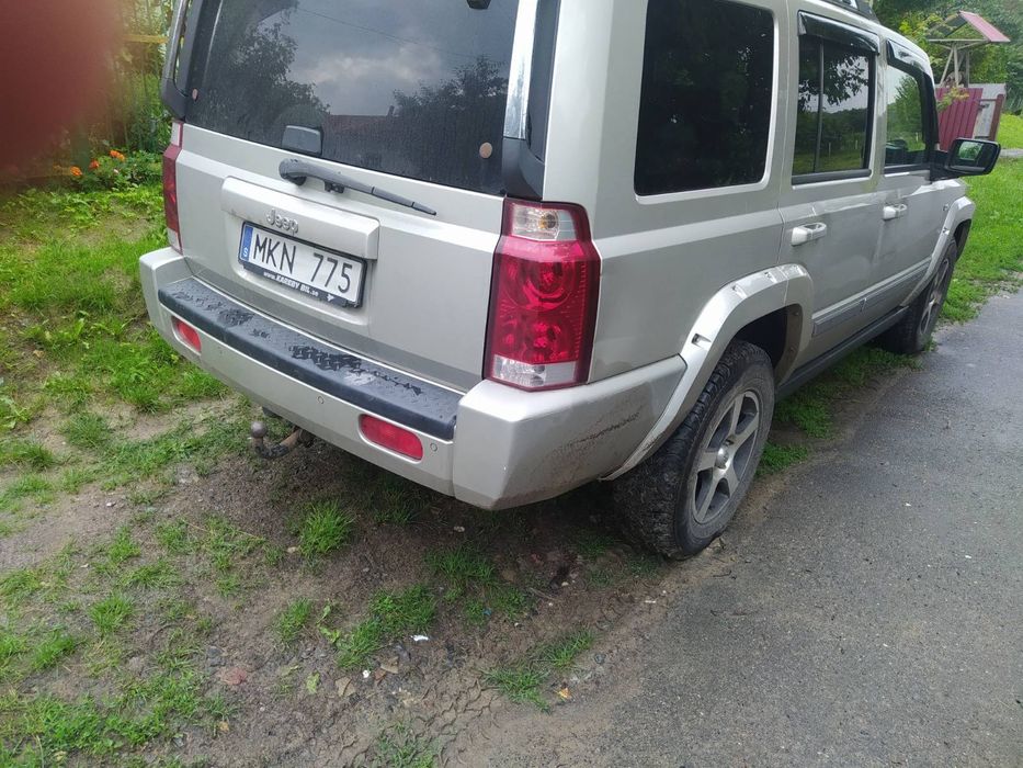 Jeep Comangeer 3.0 автомат повний привід для тих в когоУБД хороша ціна