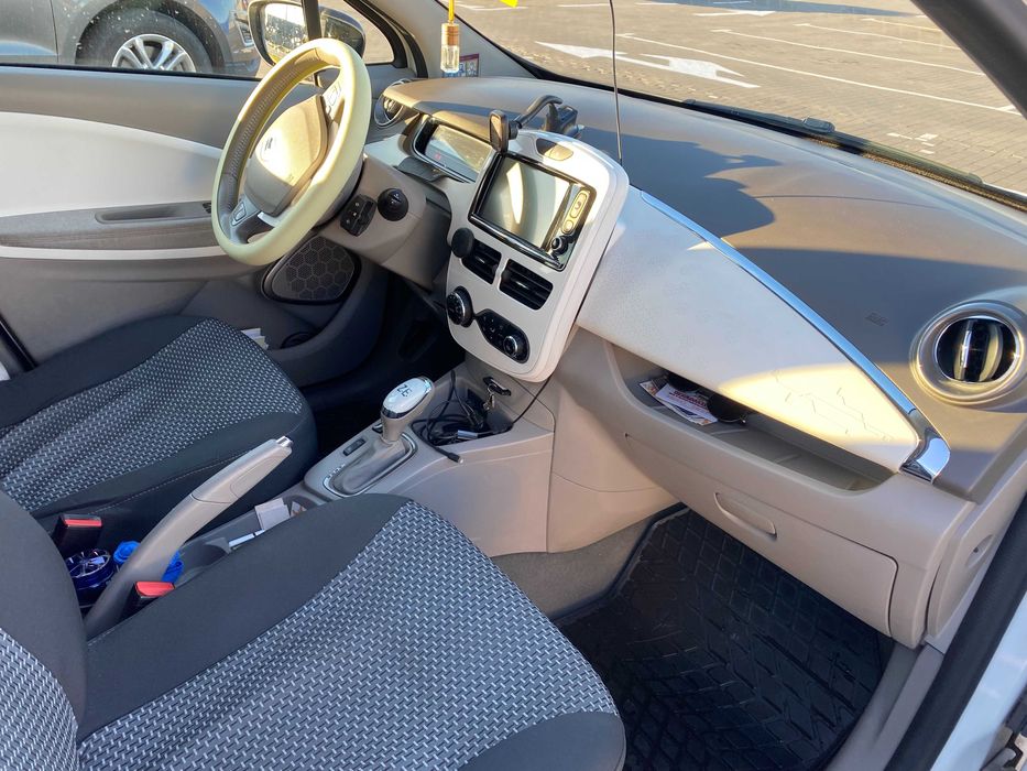 Продам Рено ЗОЄ 41 кВт