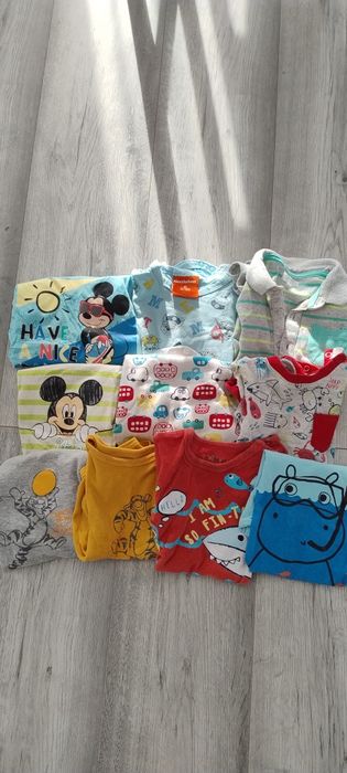 Body z krótkim rękawem