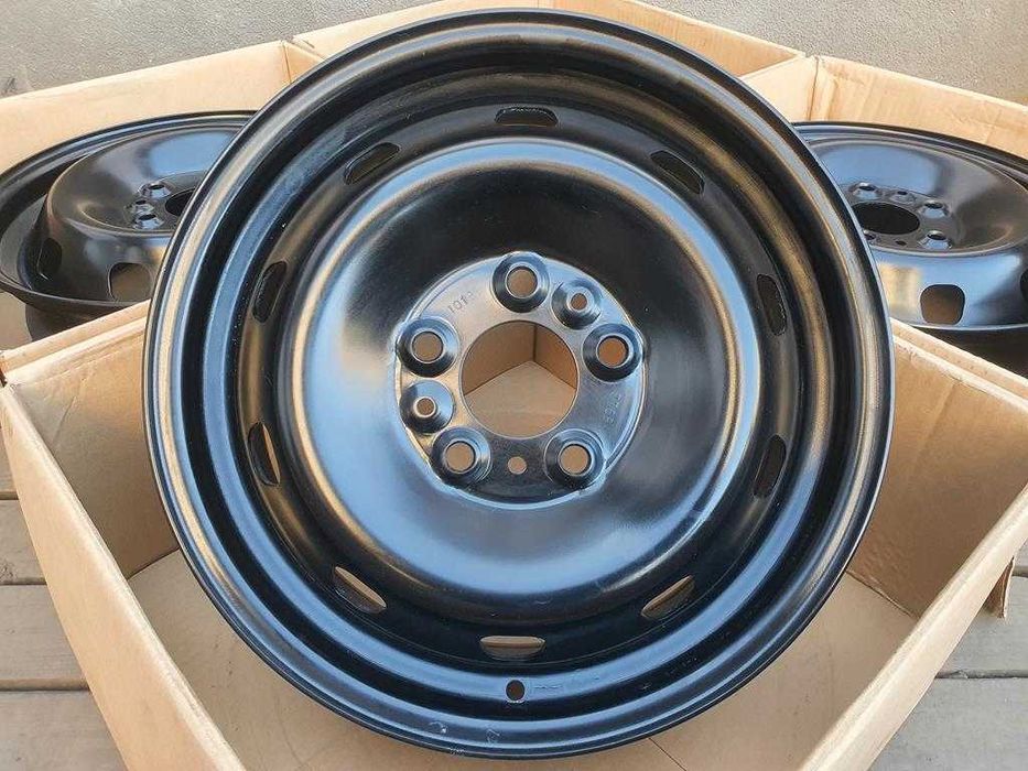 Felgi 16 cali Fiat Ducato Citroen Jumper Peugeot Boxer Daily 5x118 S82