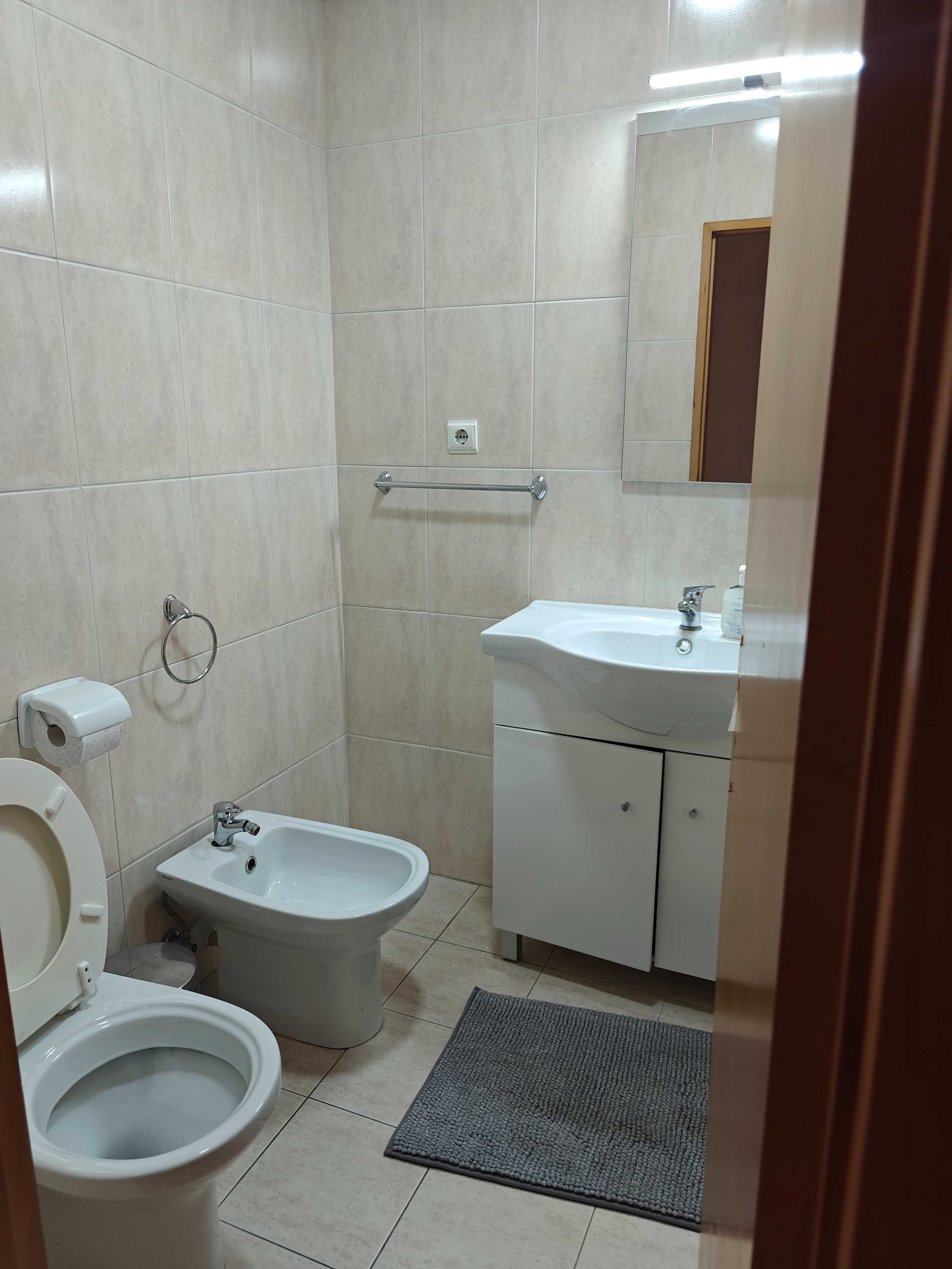 Quartos para arrendar a meninas Valongo