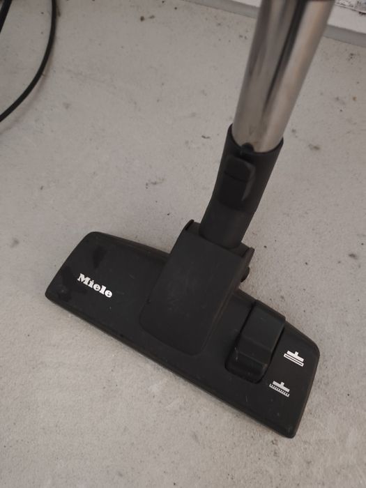 Odkurzacz Miele ręczny, mobilny